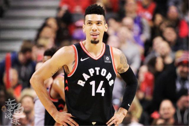 骑士力克步行者锁定季后赛 76人7连胜追平魔术